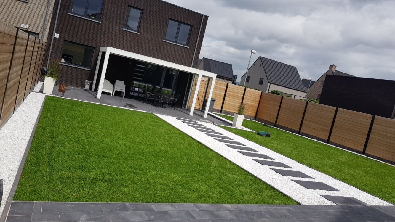 Graszoden Oud Turnhout robotmaaier aanleg